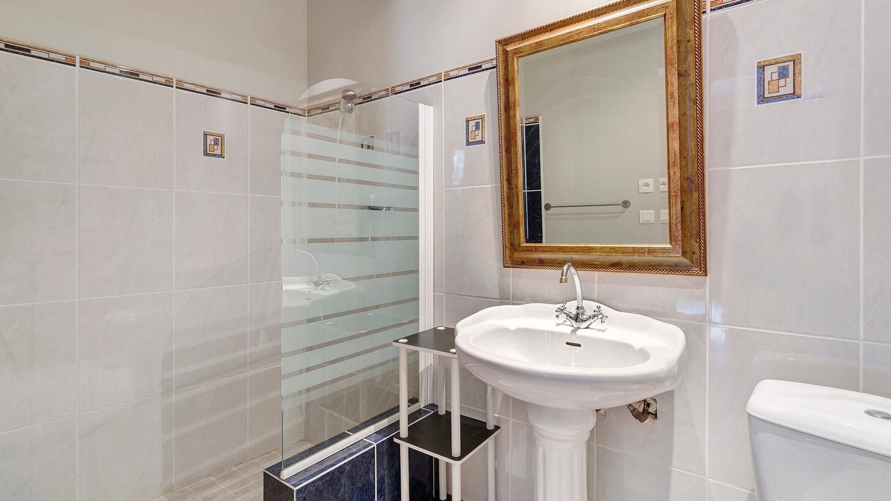 Photo of Bathroom in Monflanquin