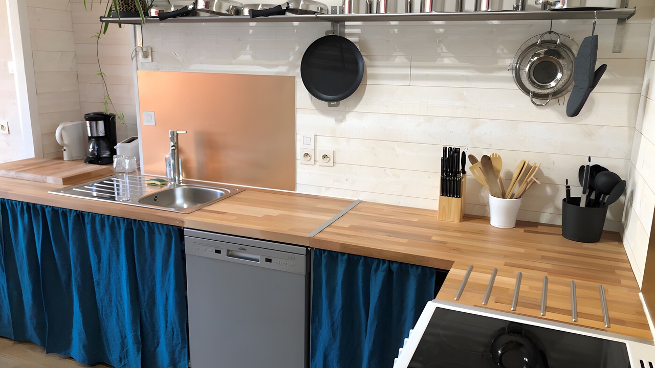 Photo of Kitchen in Soulge-sur-Ouette
