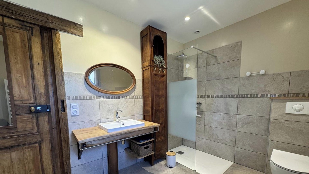 Photo of Bathroom in Rouffignac-Saint-Cernin-de-Reilhac