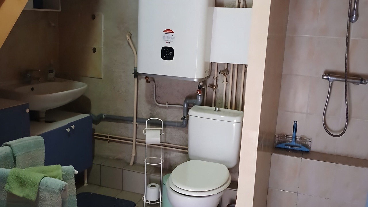 Photo of Bathroom in Beaulieu