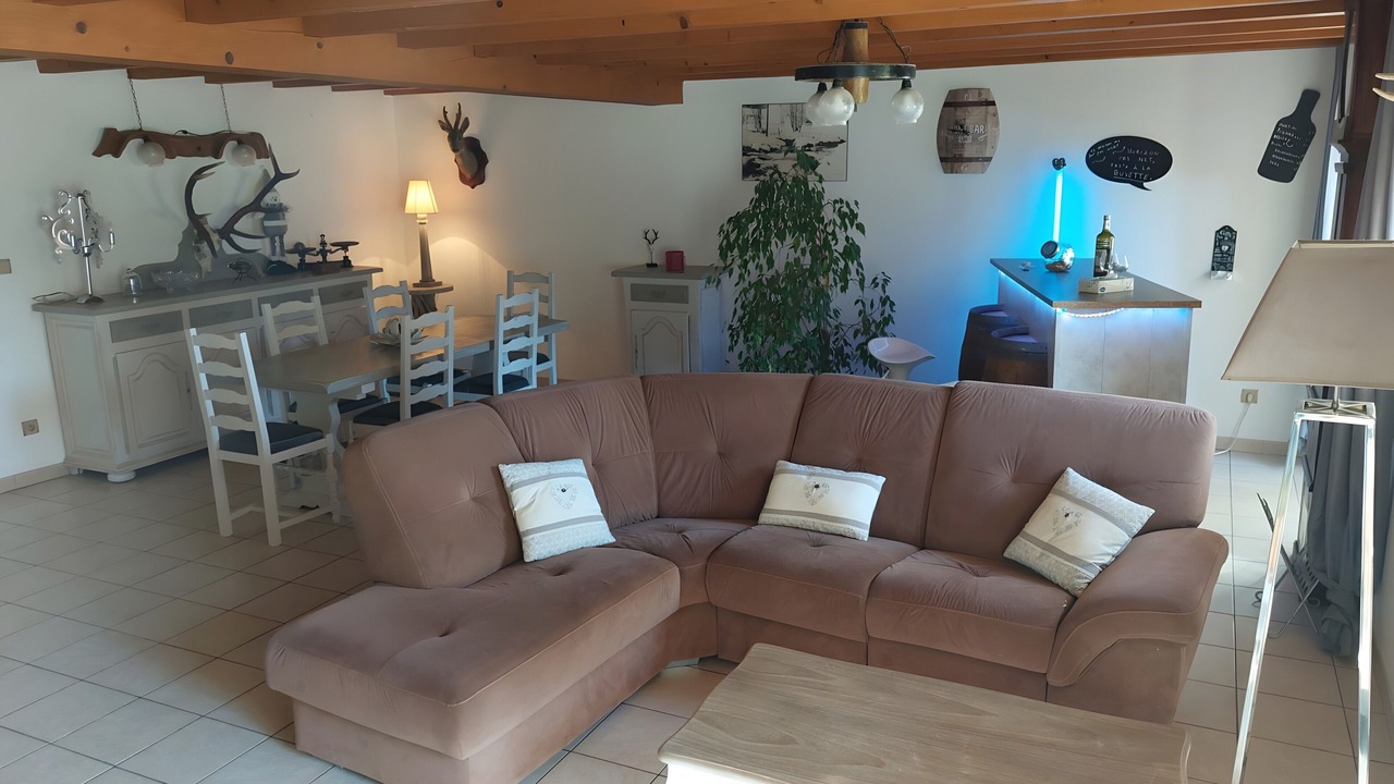 Photo of Livingroom in Campan