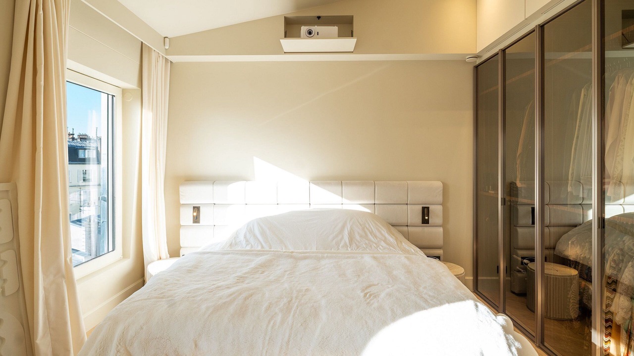 Photo of Bedroom in Chaillot