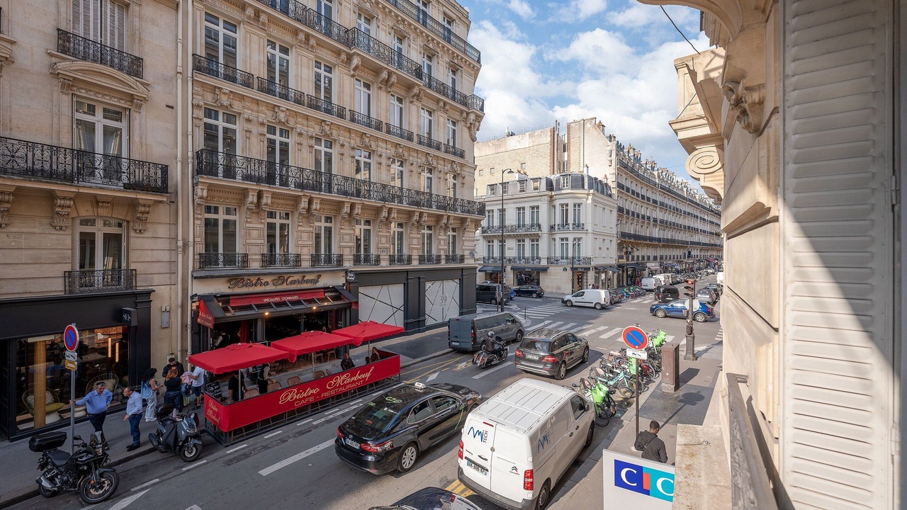 Photo of Others in Champs-Elysees