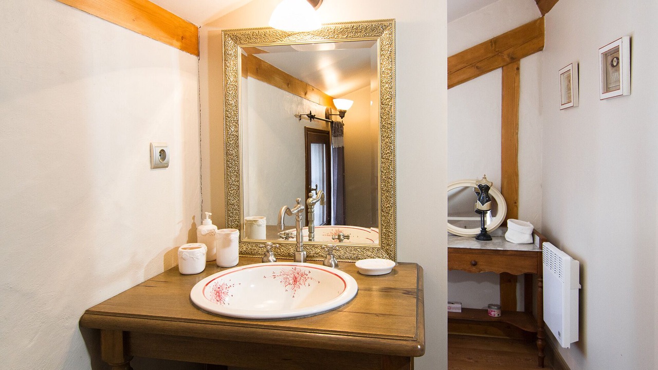 Photo of Bathroom in Caylus