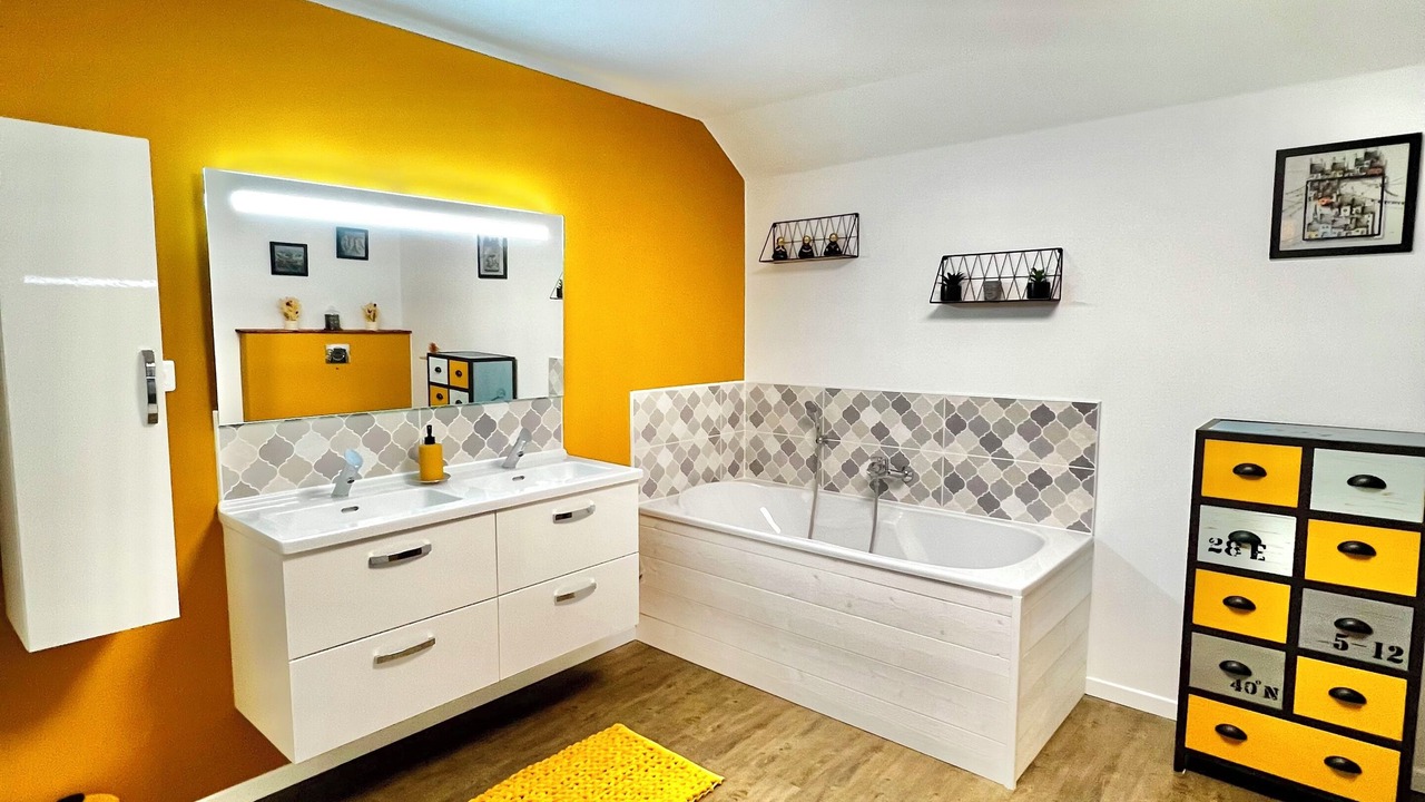 Photo of Bathroom in Pithiverais-Gatinais
