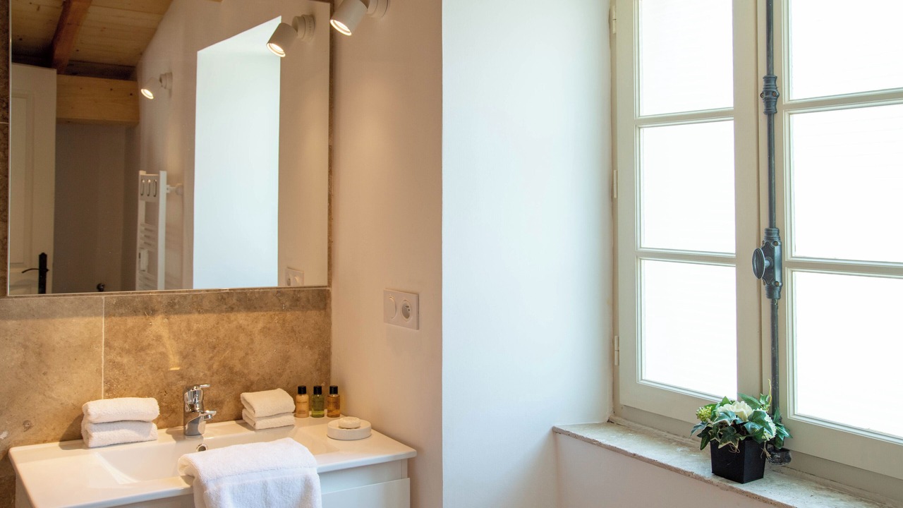 Photo of Bathroom in Saint-Seurin-de-Prats