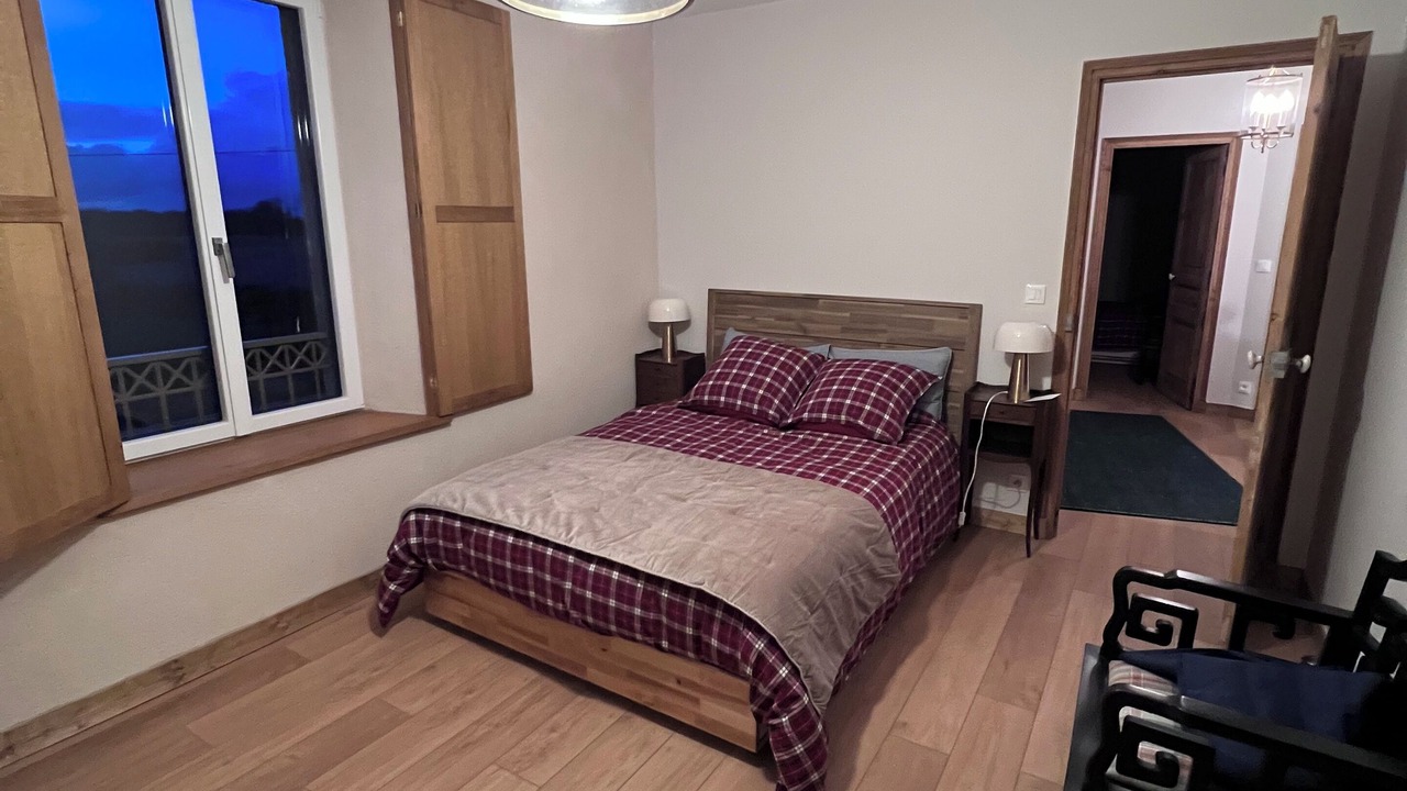 Photo of Bedroom in Reville