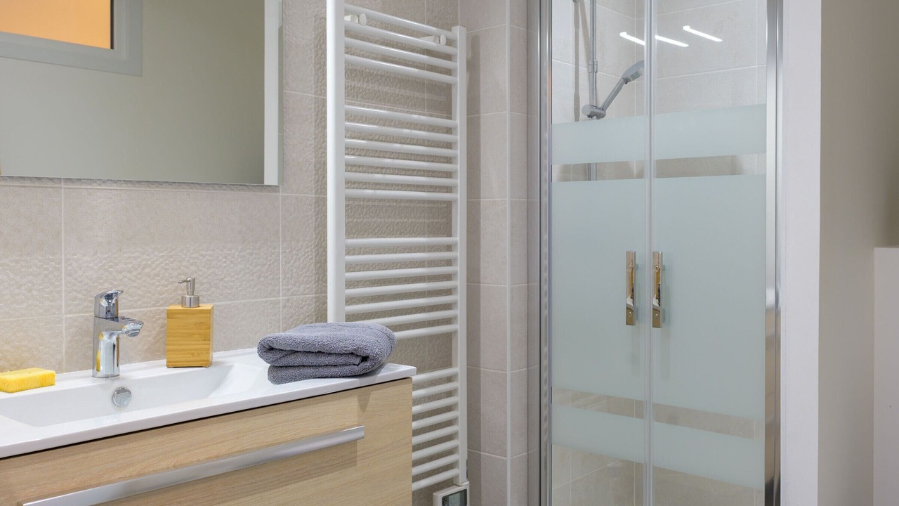 Photo of Bathroom in Saint-Doulchard