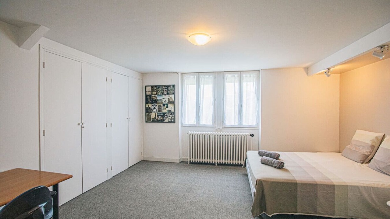 Photo of Bedroom in Cahors