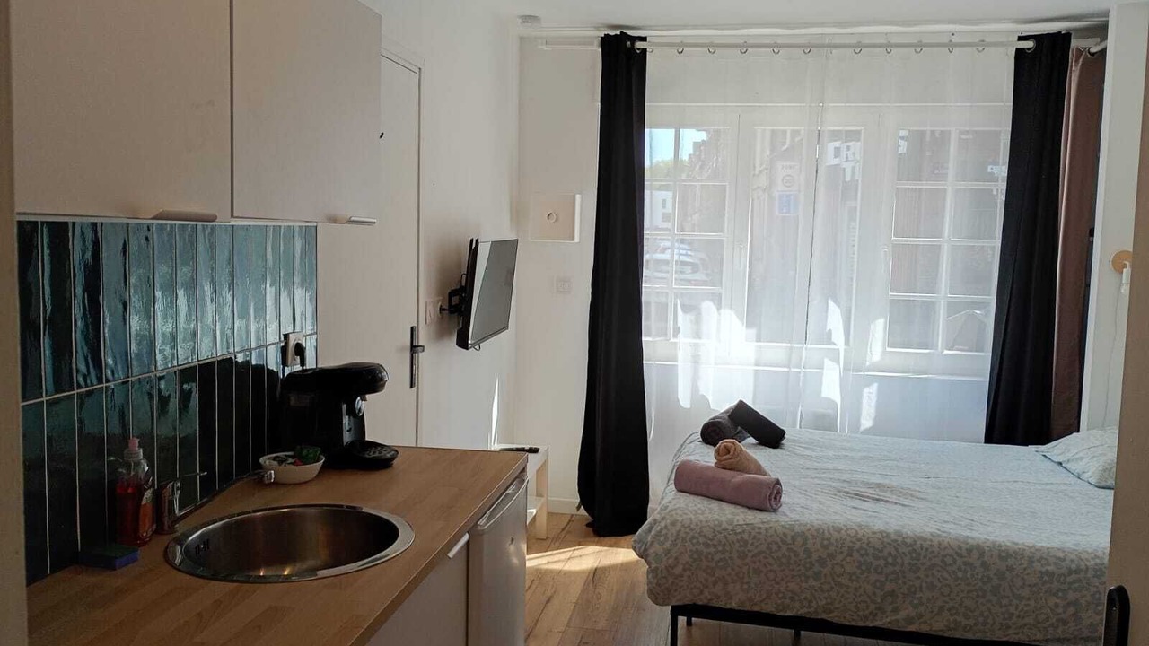 Photo of Bedroom in Fives