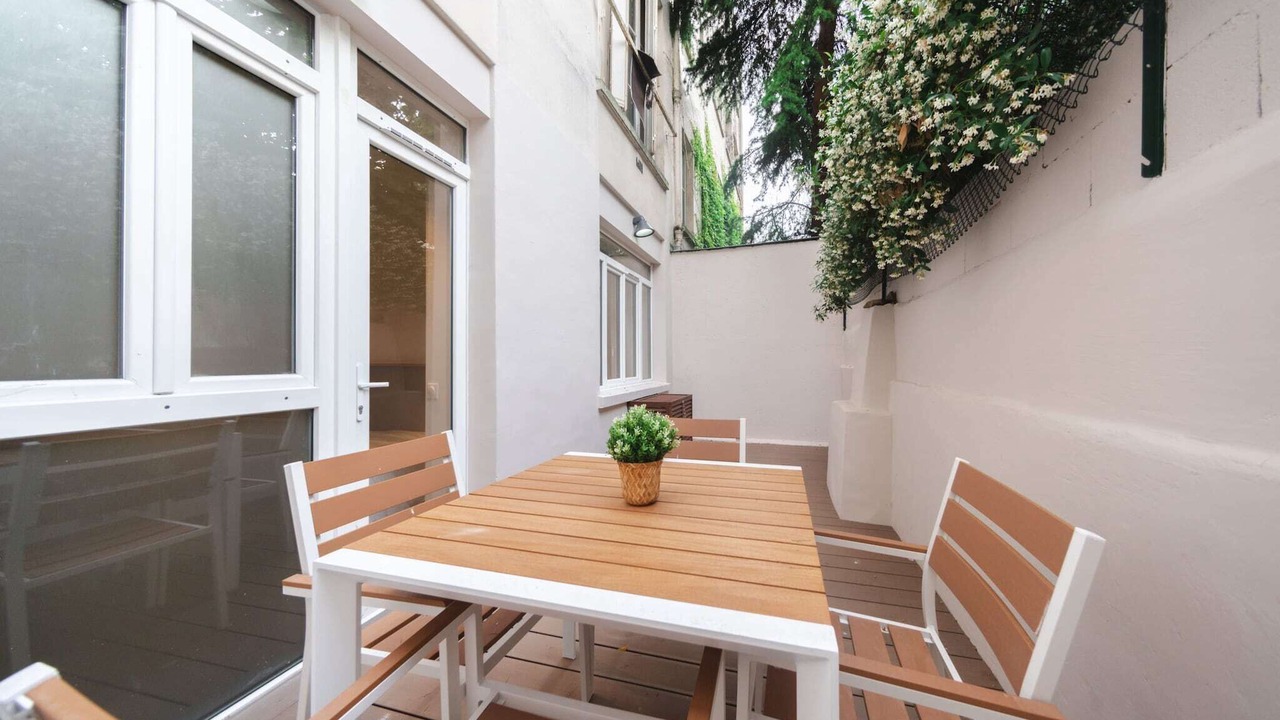 Photo of Outdoor in 11th Arrondissement