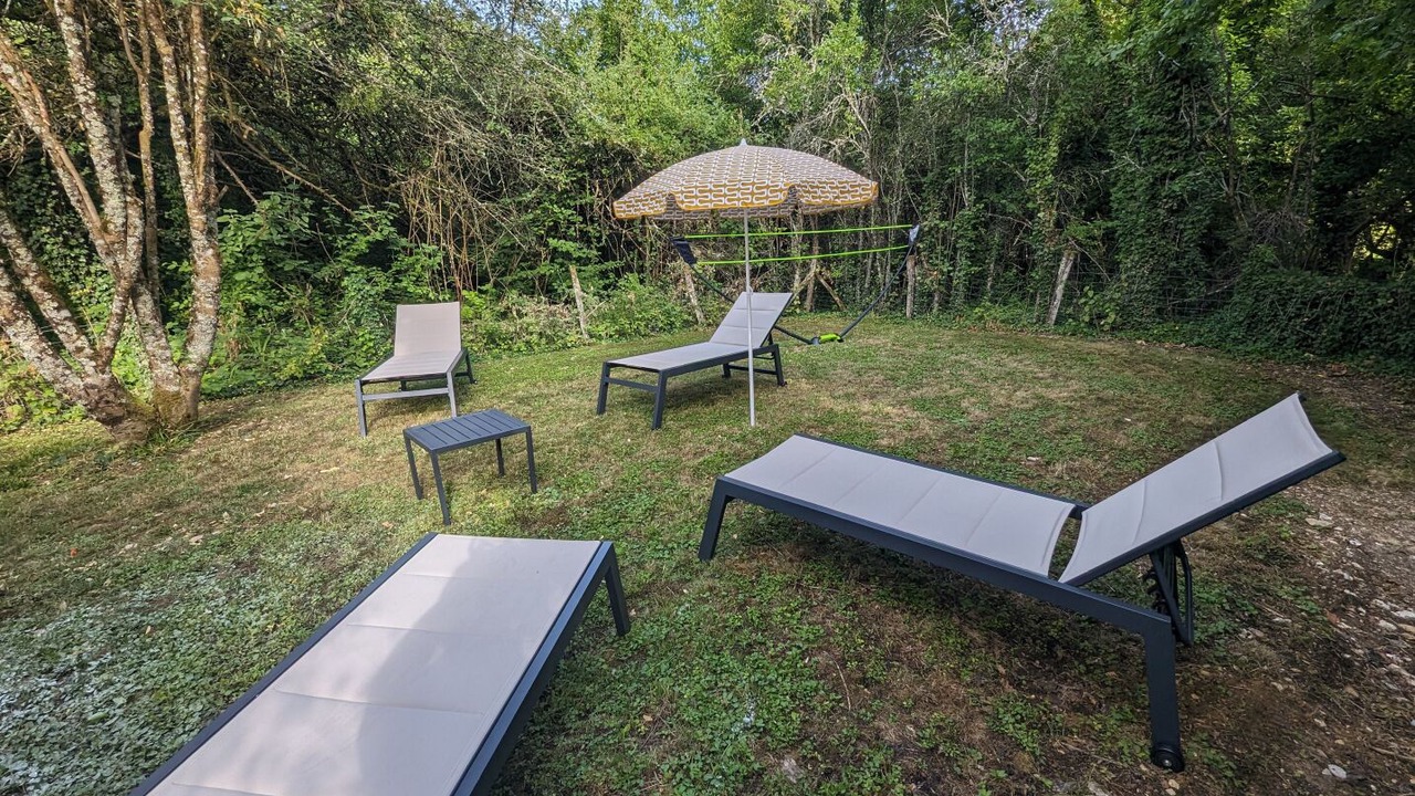 Photo of Outdoor in Curel
