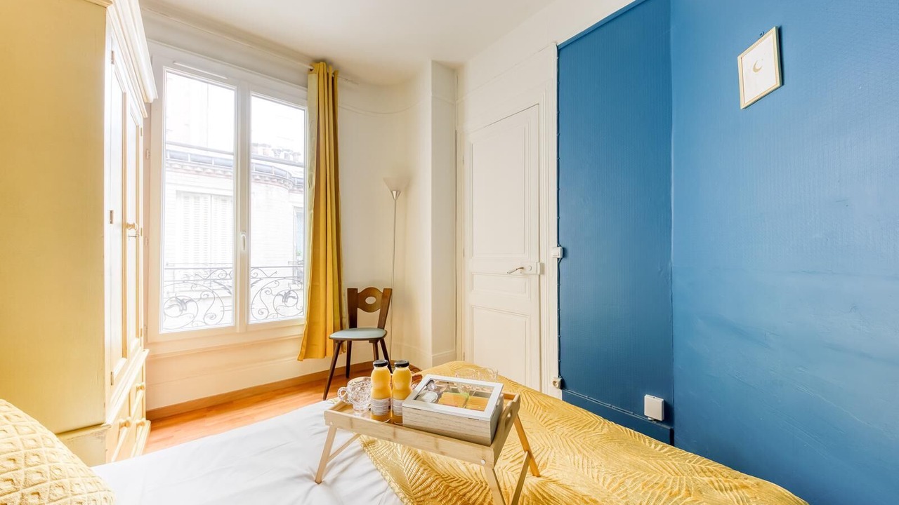 Photo of Bedroom in Clichy