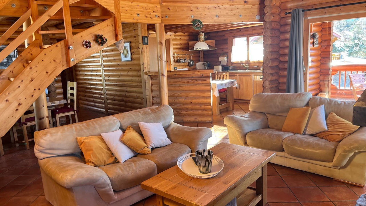 Photo of Livingroom in Laval