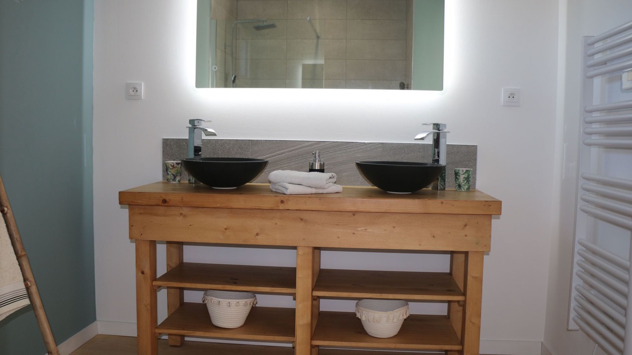 Photo of Bathroom in Bretteville-sur-Ay