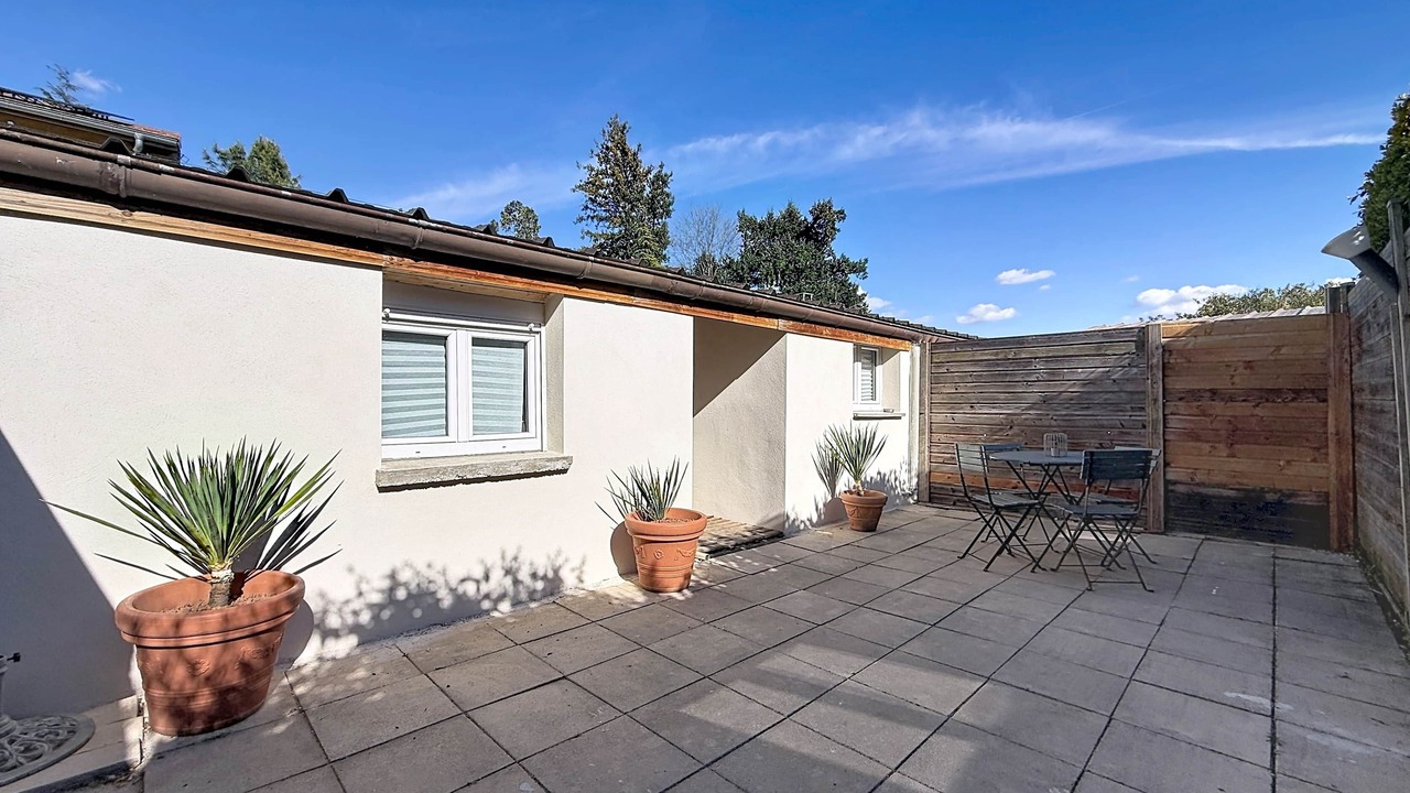 Photo of Outdoor in Communay