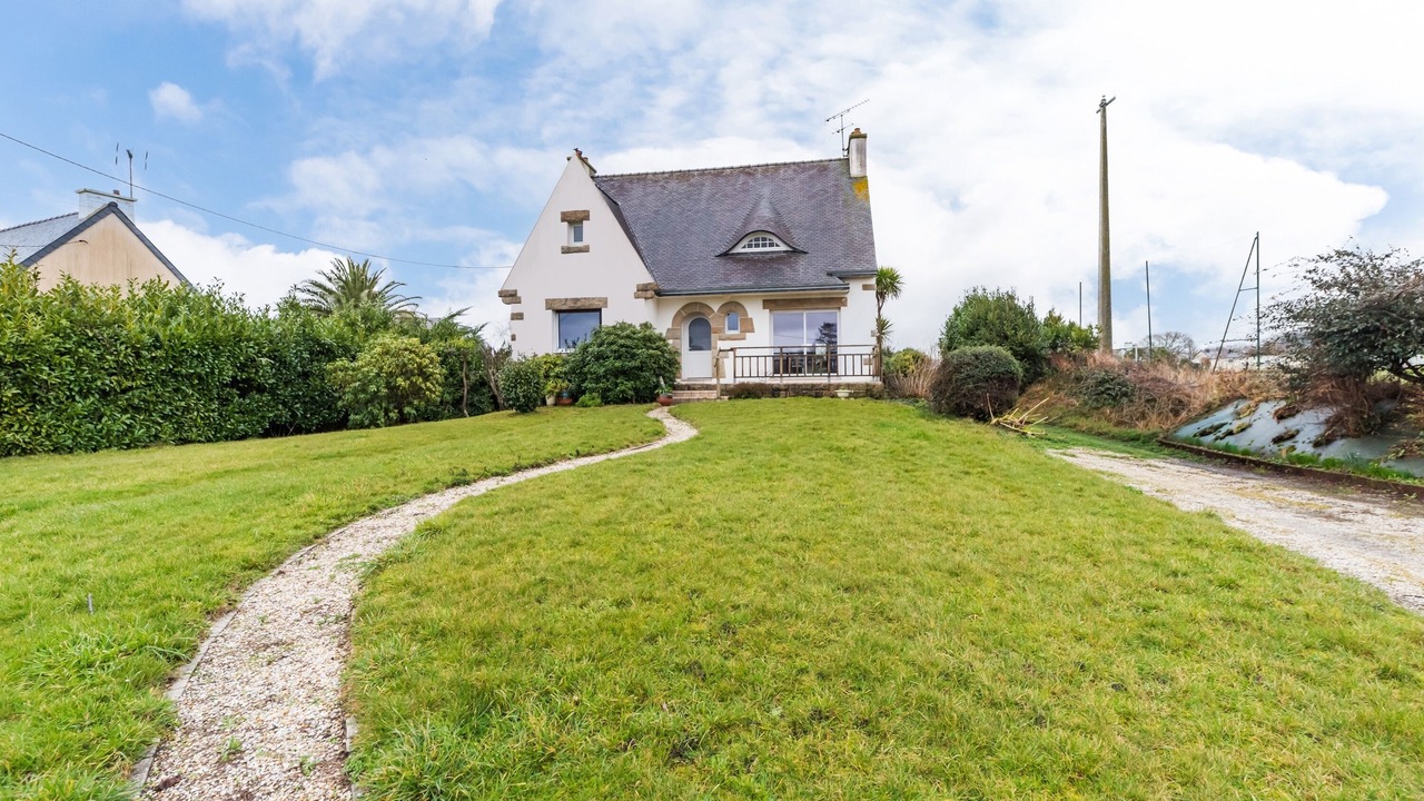 Photo of Outdoor in Trelevern