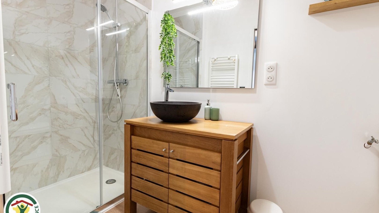 Photo of Bathroom in Bisseuil