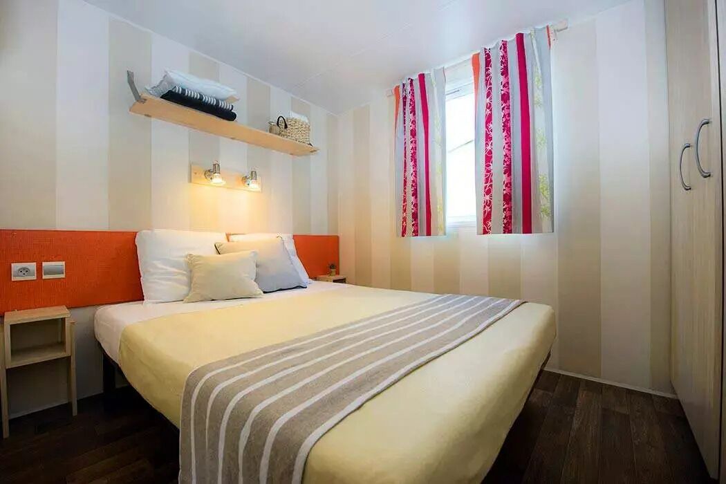 Photo of Bedroom in Saint-Amans-des-Cots