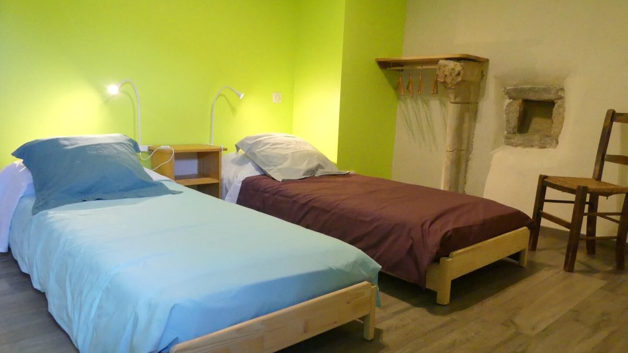Photo of Bedroom in Saint-Etienne-du-Valdonnez