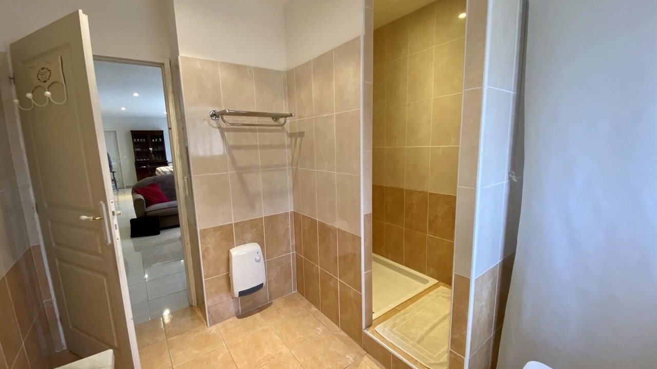Photo of Bathroom in Peyriac-Minervois