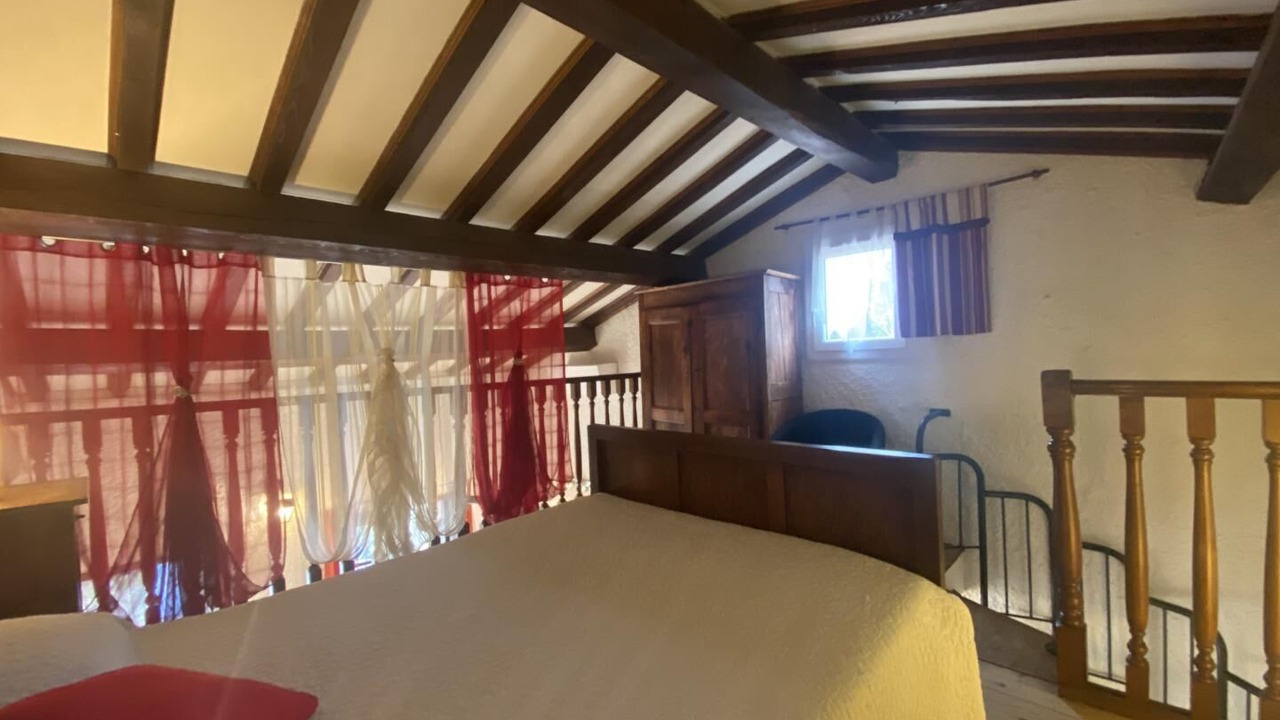 Photo of Bedroom in Alenya