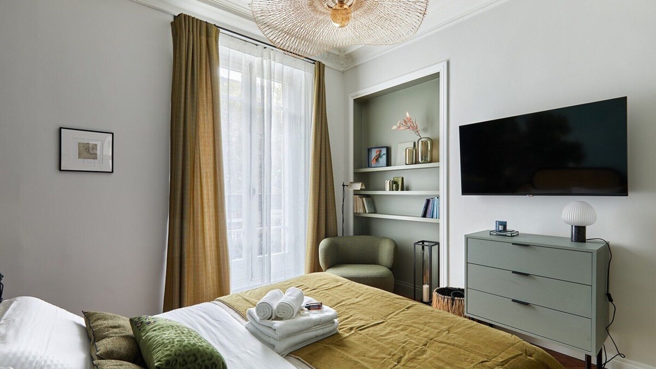 Photo of Bedroom in Sorbonne
