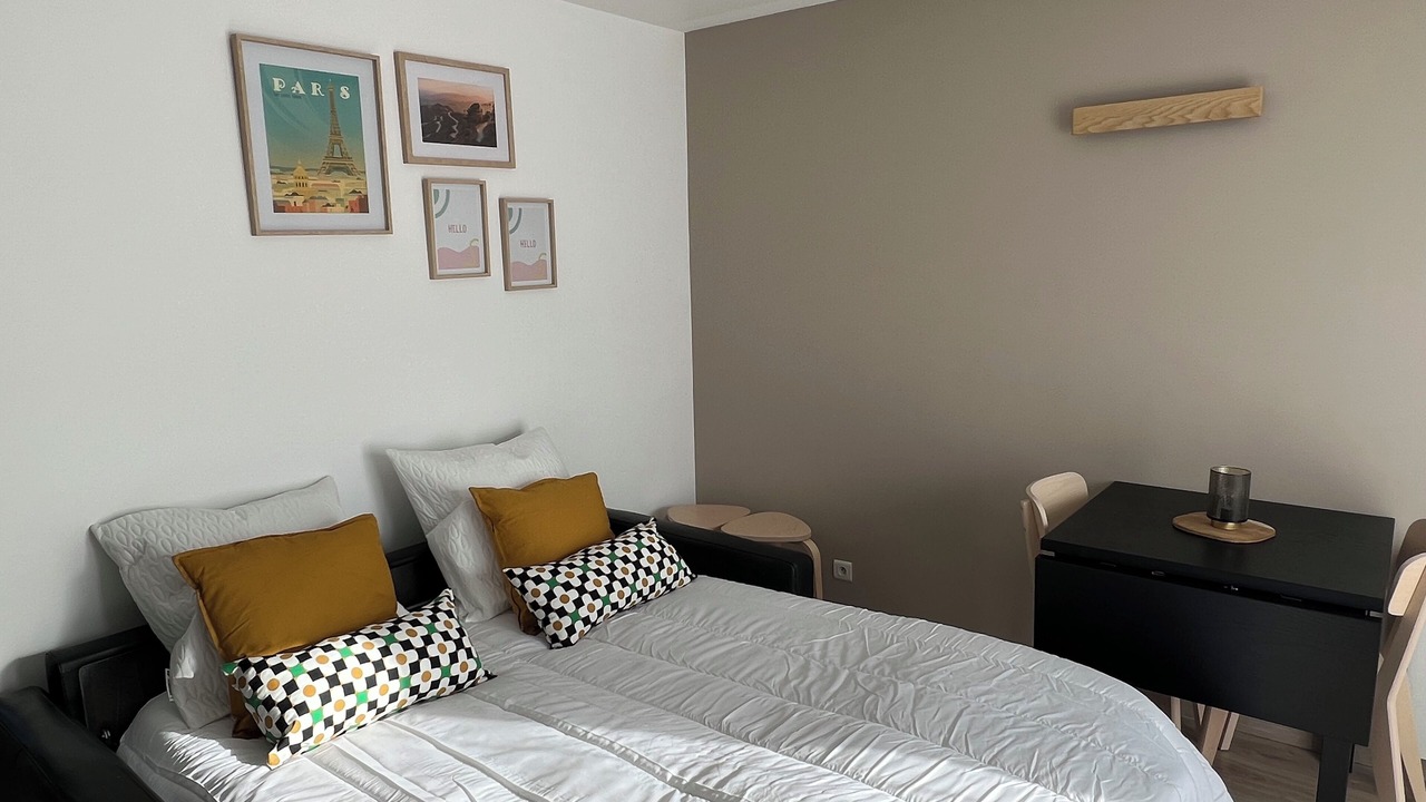 Photo of Bedroom in Magny-le-Hongre