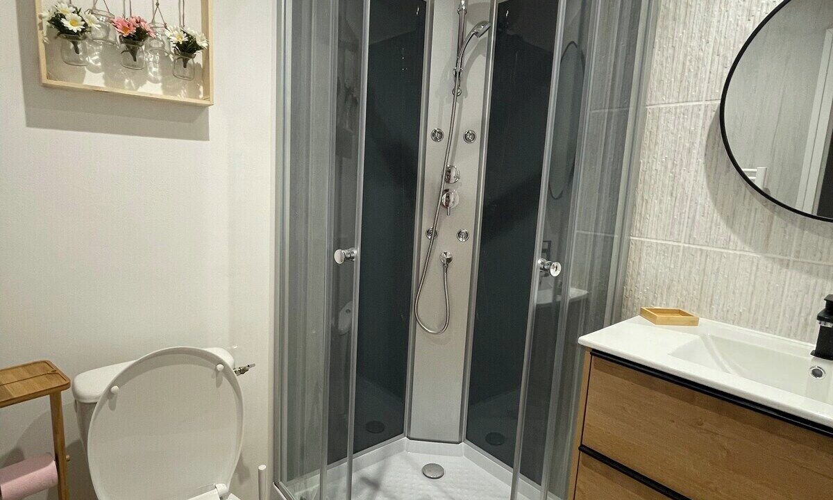 Photo of Bathroom in Paray-le-Monial