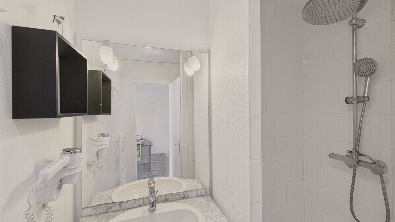 Photo of Bathroom in Ile-Tudy