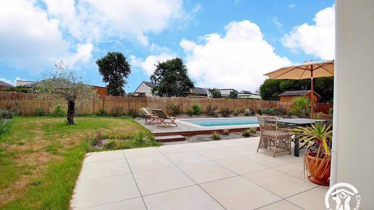 Photo of Outdoor in Billiers