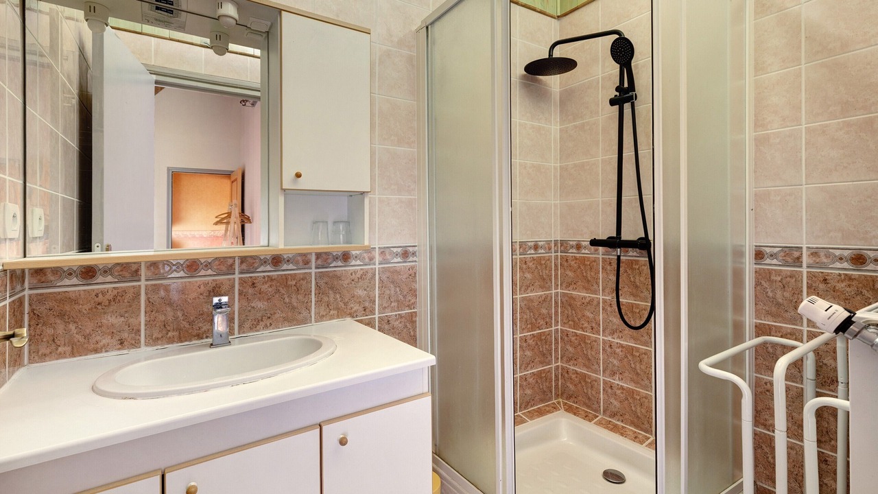 Photo of Bathroom in Rentieres