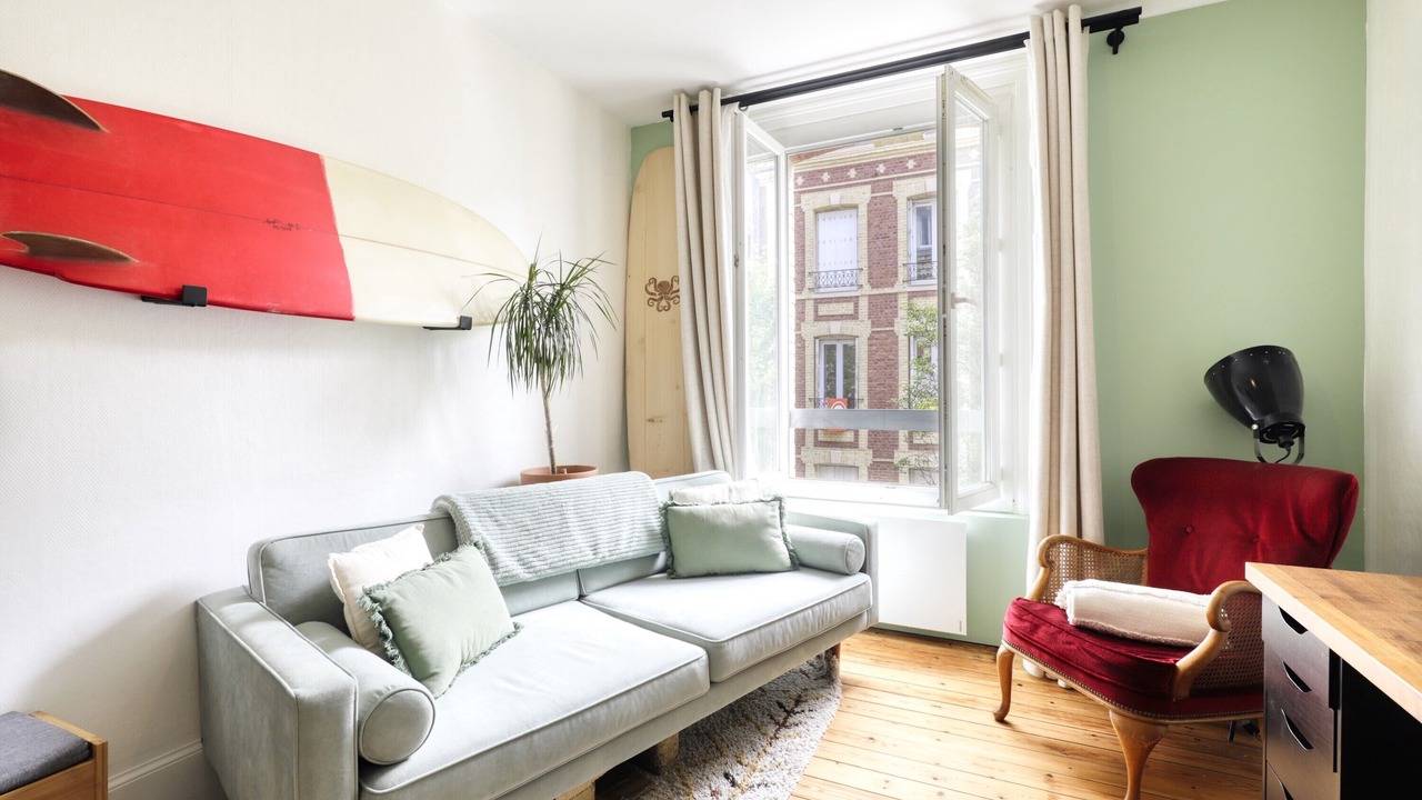 Photo of Livingroom in Anatole France Danton