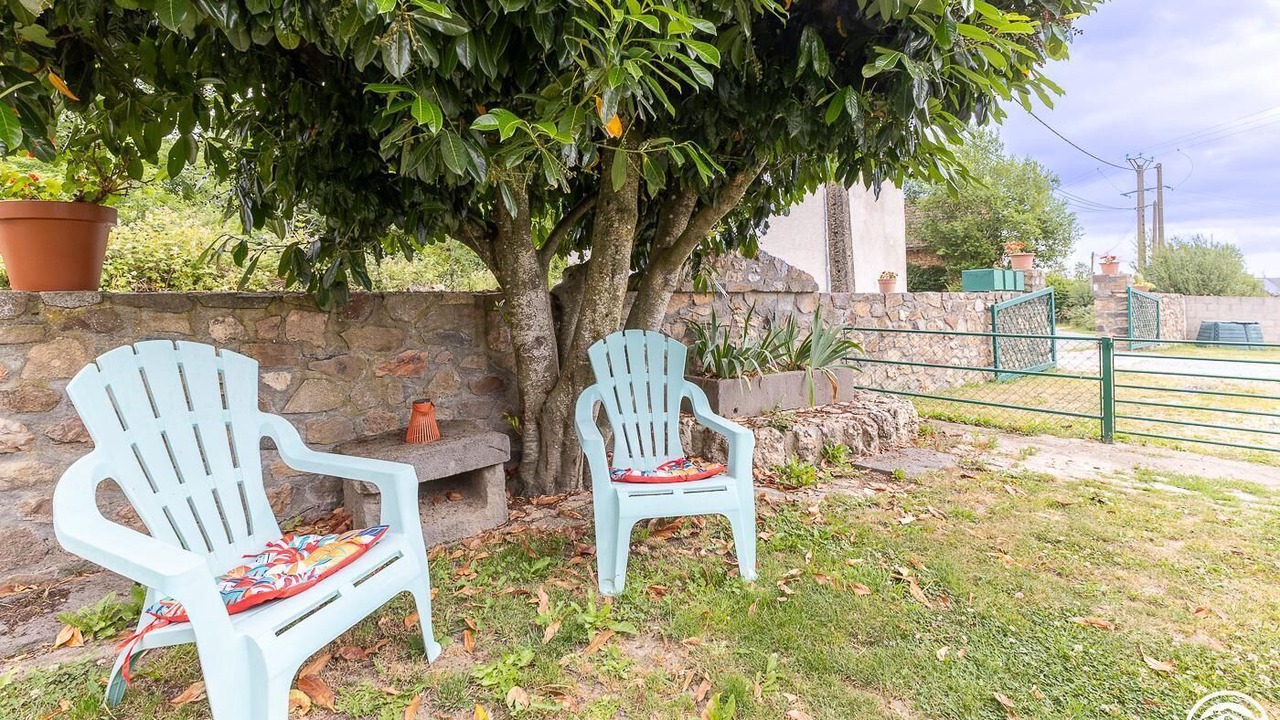 Photo of Patio Balcony in Blot-lʼEglise