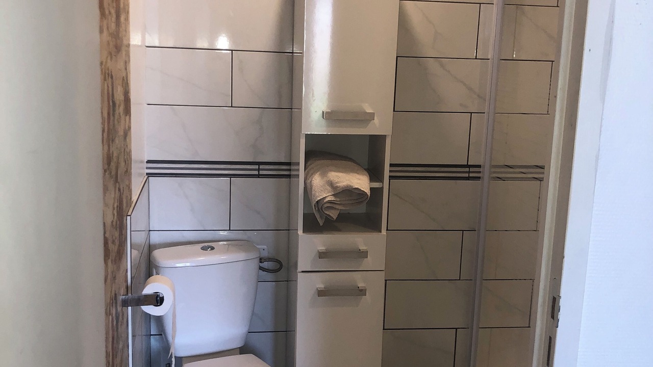 Photo of Bathroom in Cusset