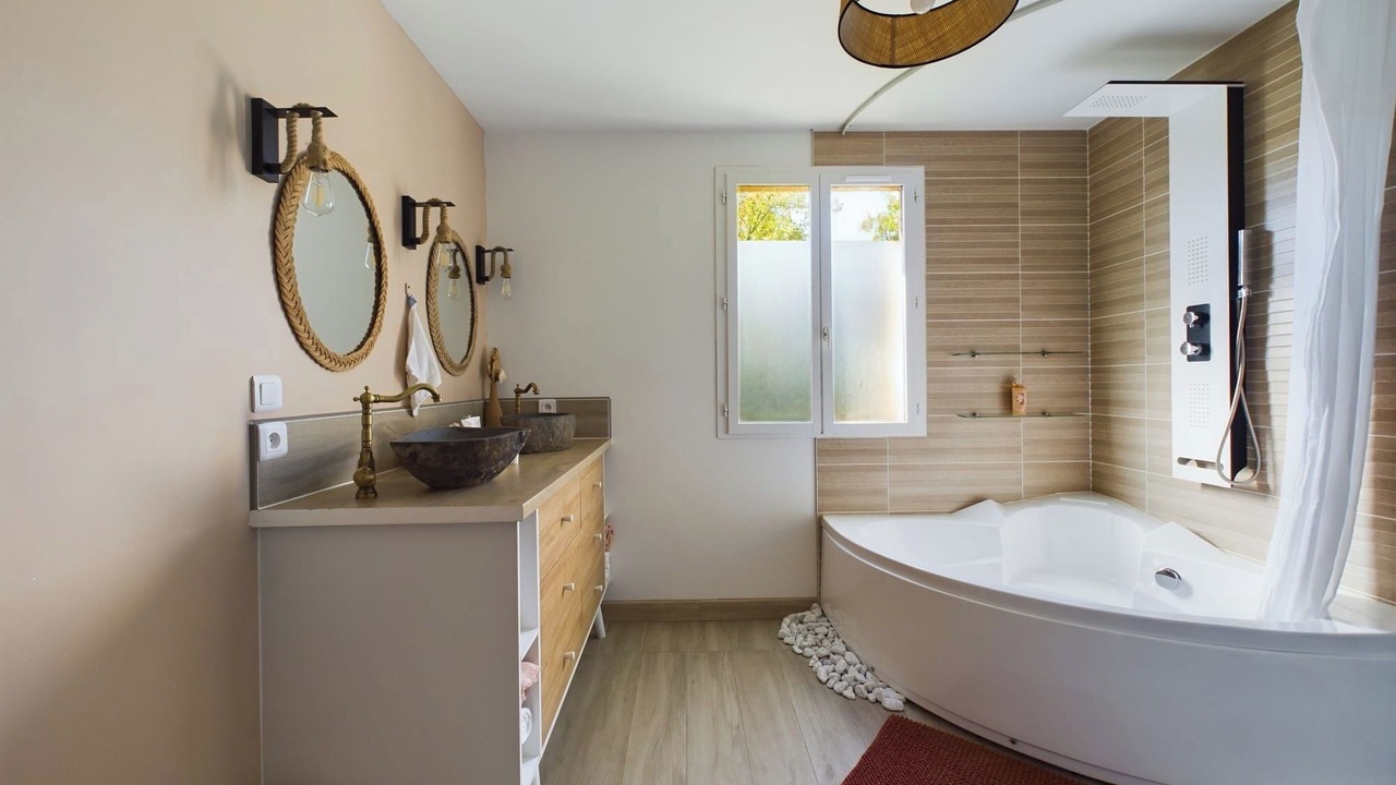 Photo of Bathroom in Thoury-Ferottes