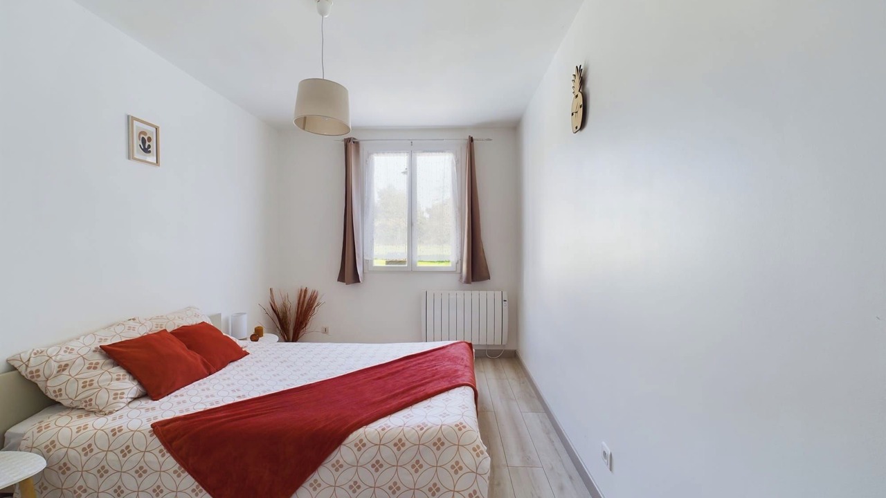 Photo of Bedroom in Thoury-Ferottes