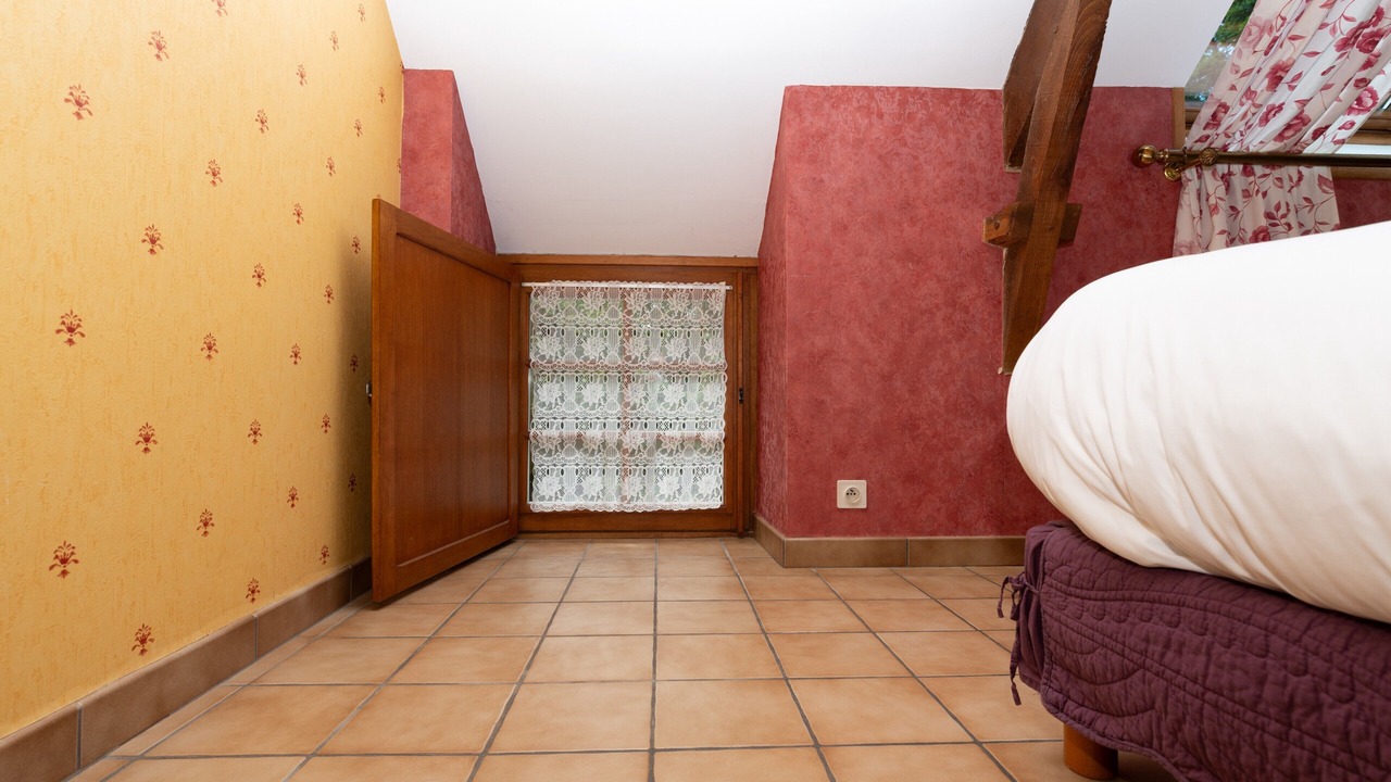Photo of Bedroom in Elven