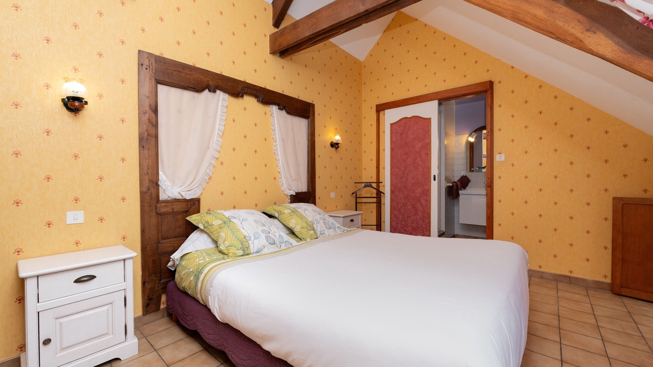 Photo of Bedroom in Elven