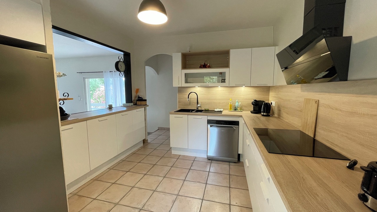 Photo of Kitchen in Palaja