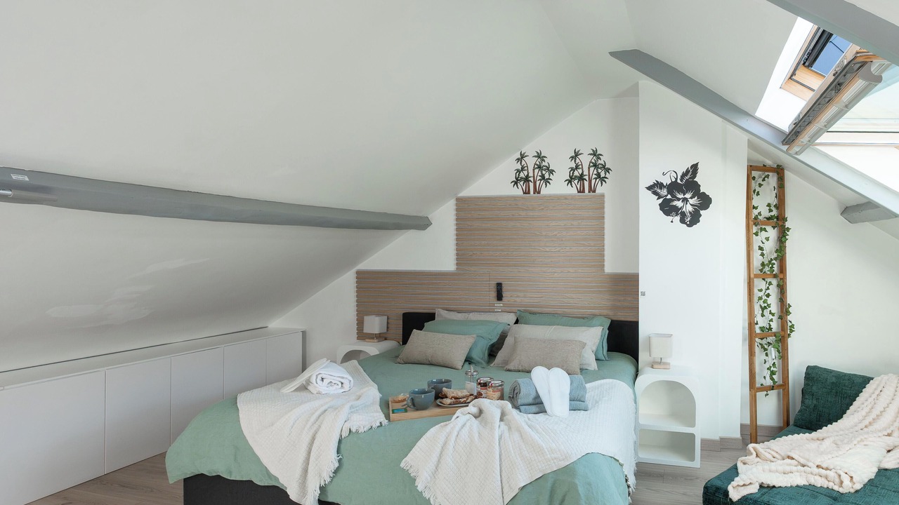 Photo of Bedroom in Cote Ouest Ormeaux