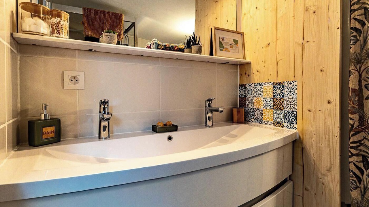 Photo of Bathroom in Vollore-Ville