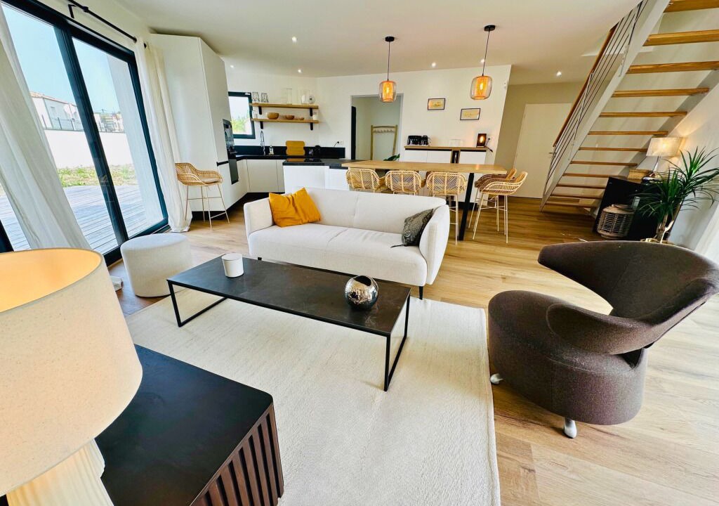 Photo of Livingroom in Etaules