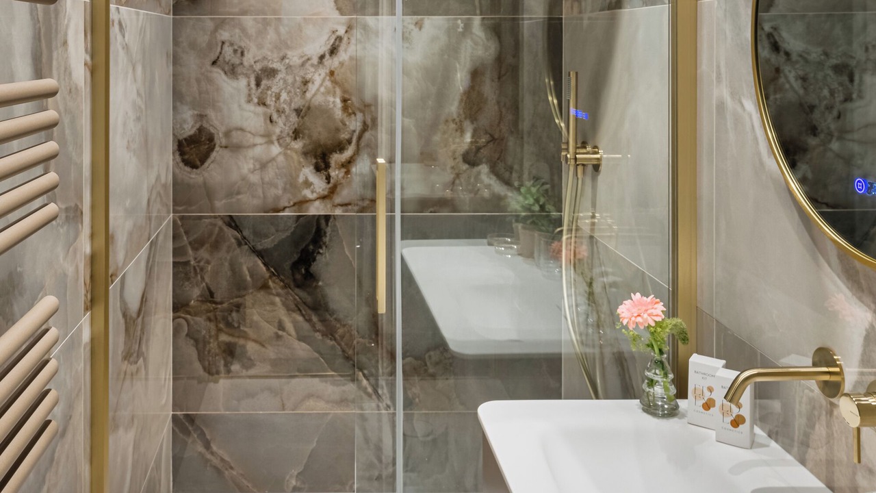 Photo of Bathroom in Grenoble City Centre