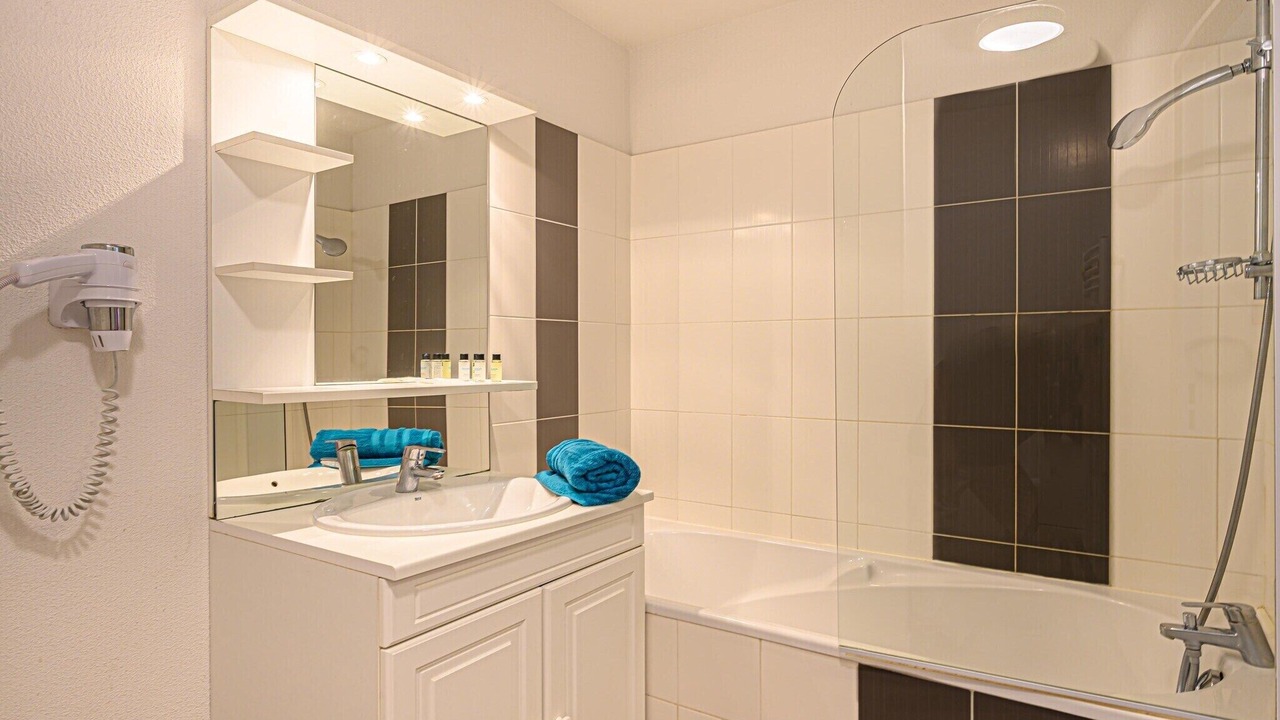 Photo of Bathroom in Plescop