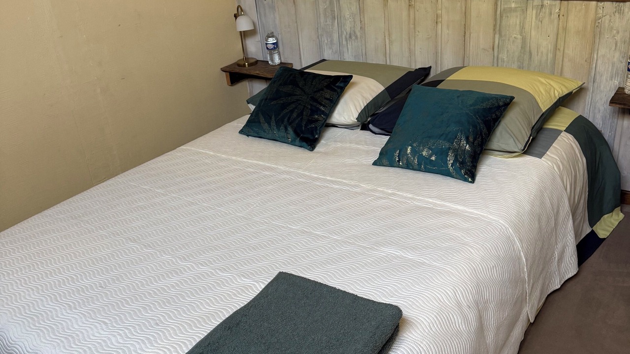 Photo of Bedroom in Armaille