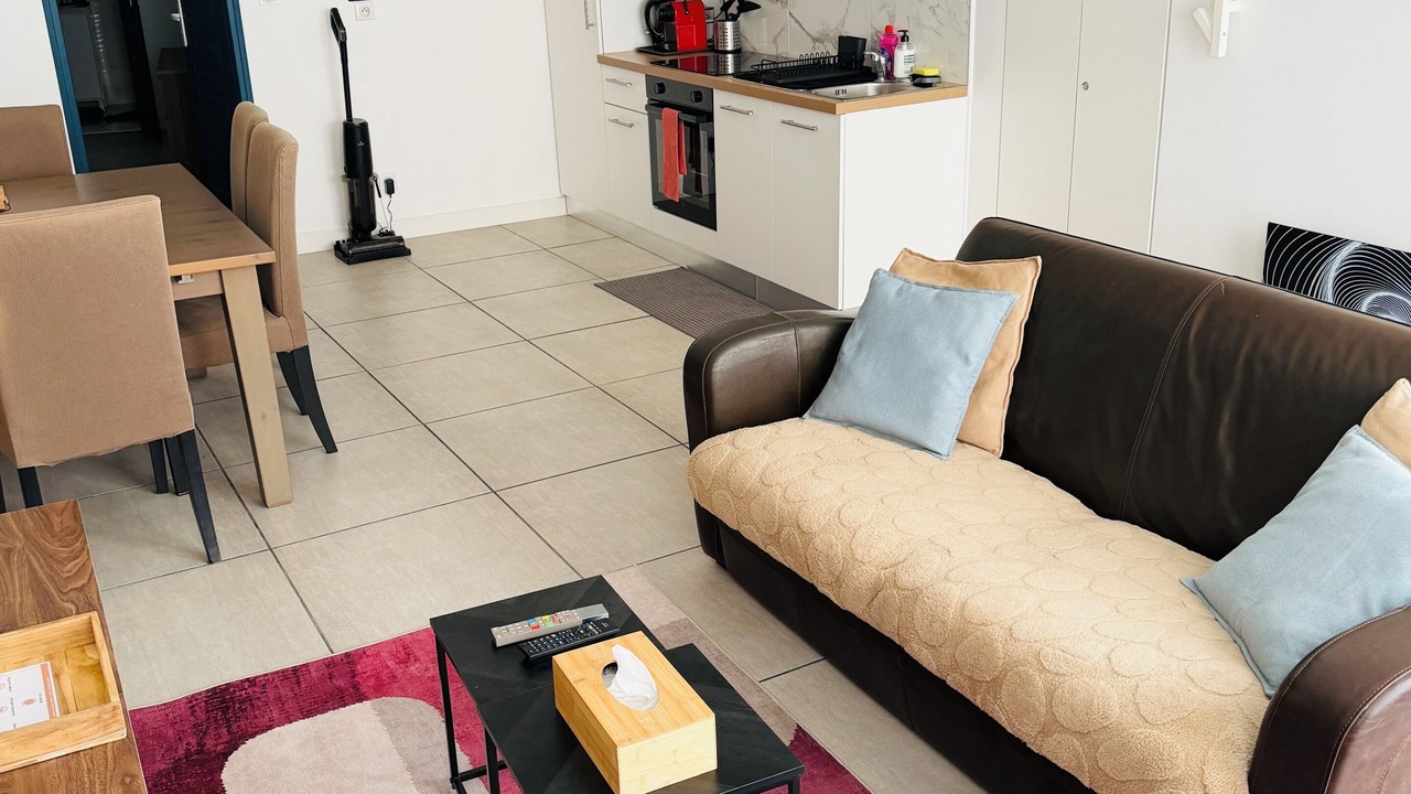 Photo of Livingroom in Neuilly-Saint-Front