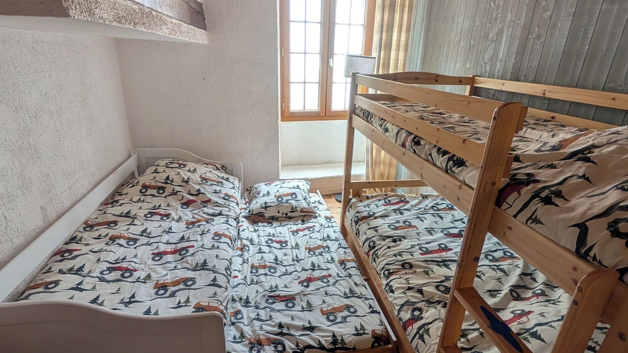 Photo of Bedroom in Beost