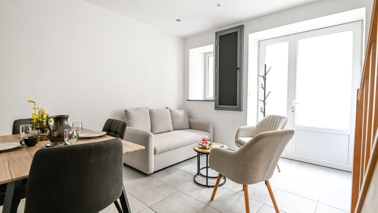 Photo of Livingroom in Creully