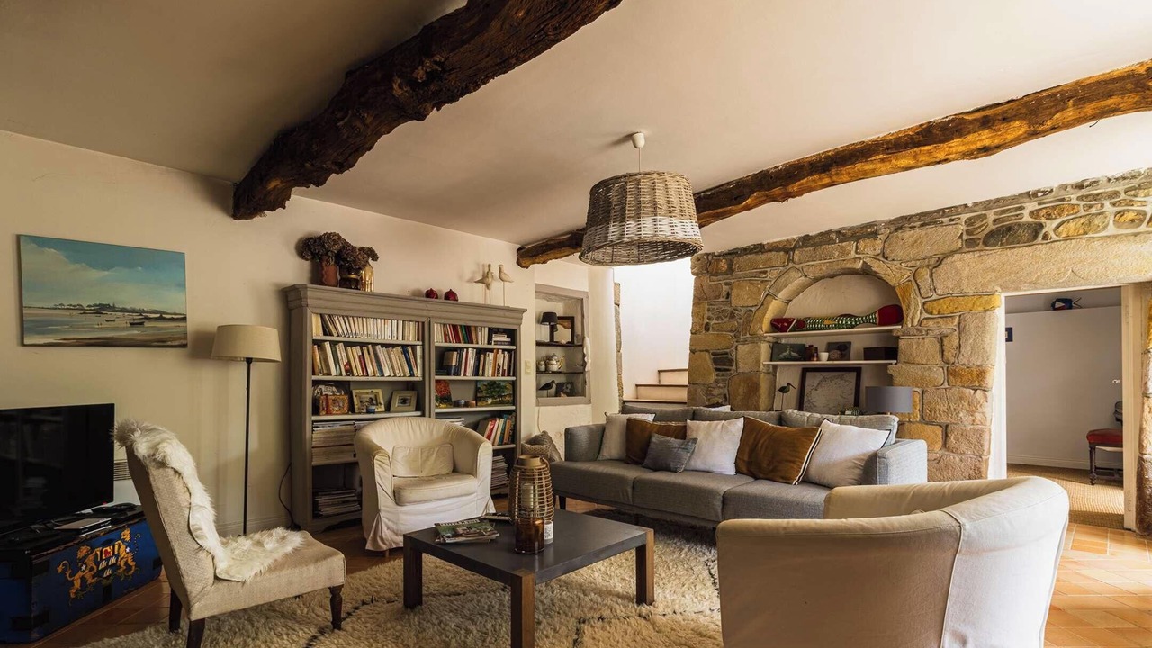 Photo of Livingroom in Pleboulle